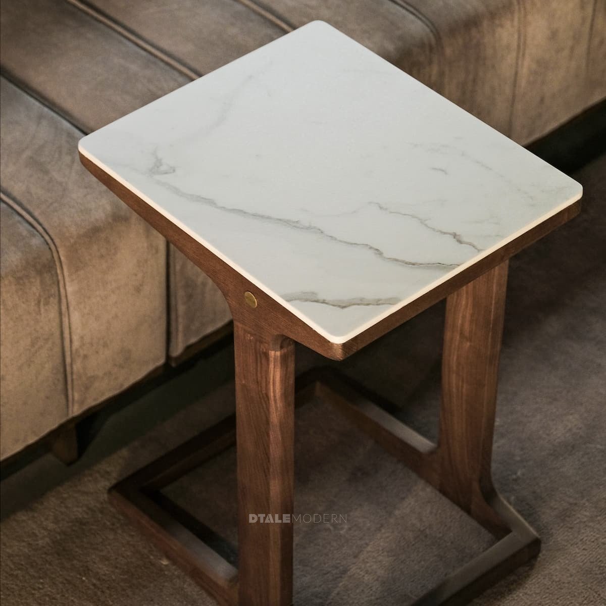 Thor C Table