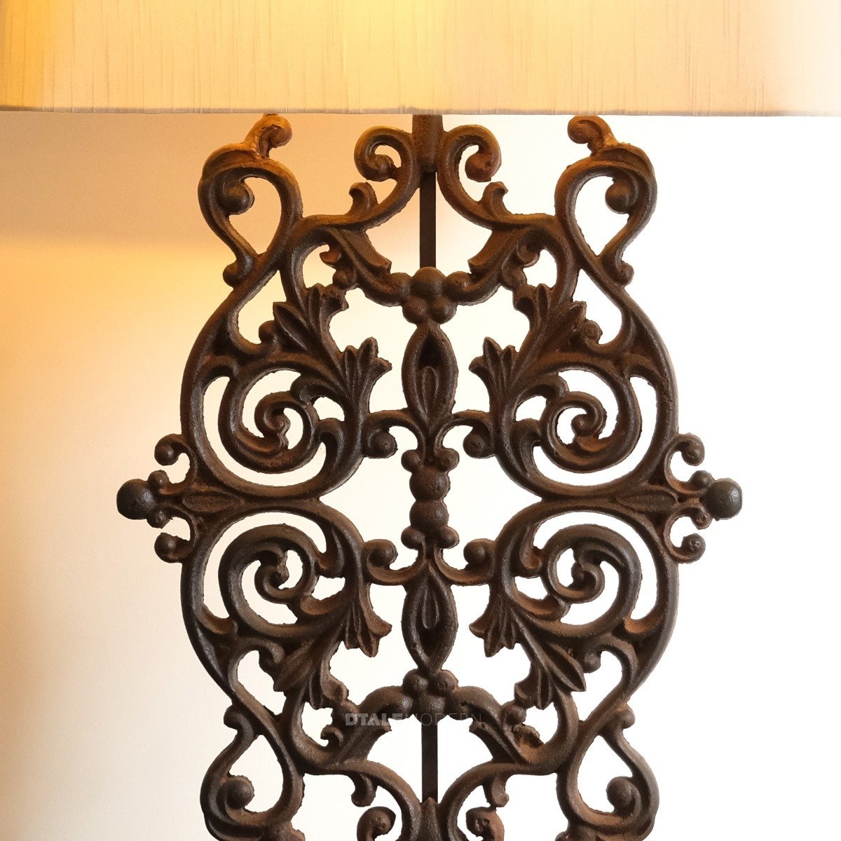 Buy Zaire Heritage Table Lamp - Oversized Online in India - Dtale