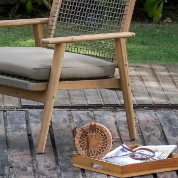 Davyn Outdoor Lounge Chair