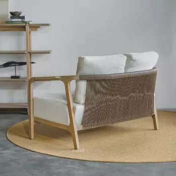 Kwan Loveseat