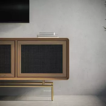 Pravda Media Console